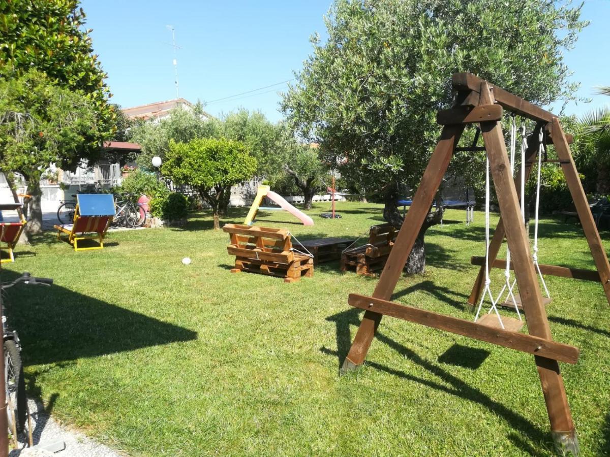 Le Magnolie B&B Roseto Degli Abruzzi Exterior photo